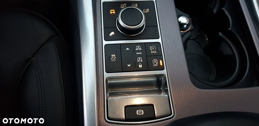 Land Rover Range Rover Sport D250 (SDV6) HSE - 29