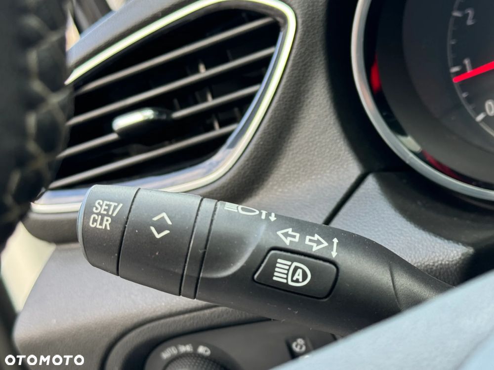 Opel Grandland X 1.6 T Elegance Business Pack S&S - 24