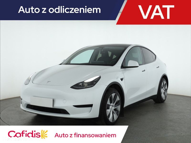 Tesla Model Y - 2
