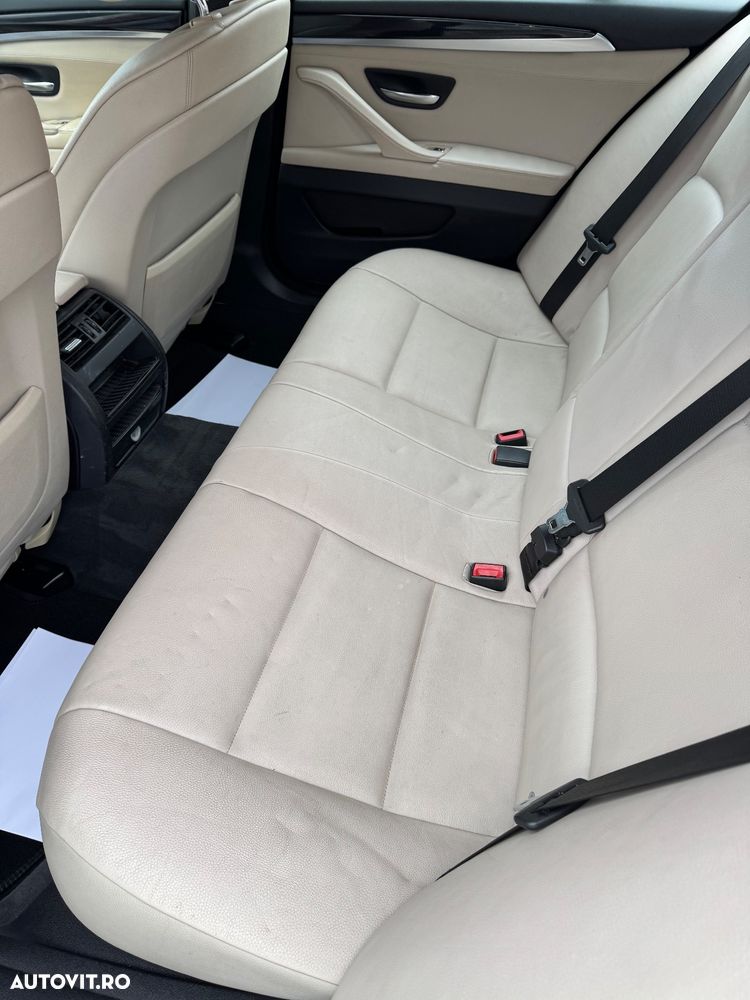BMW Seria 5 520d - 7