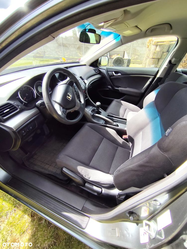 Honda Accord 2.0 Comfort - 4