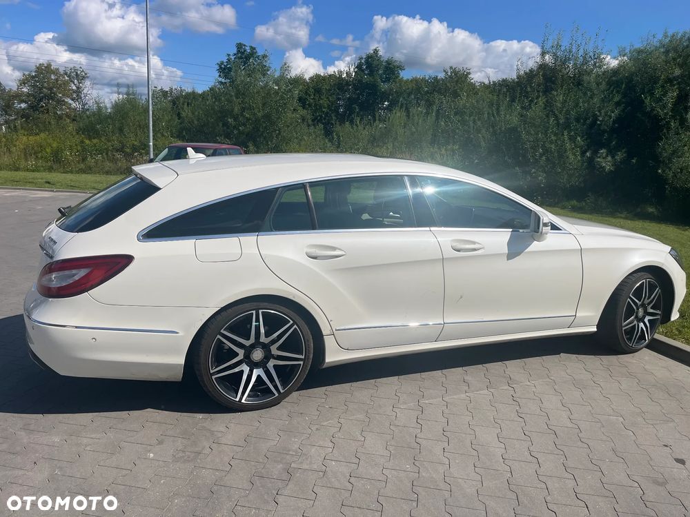 Mercedes-Benz CLS 350 BlueTEC 4-Matic - 3