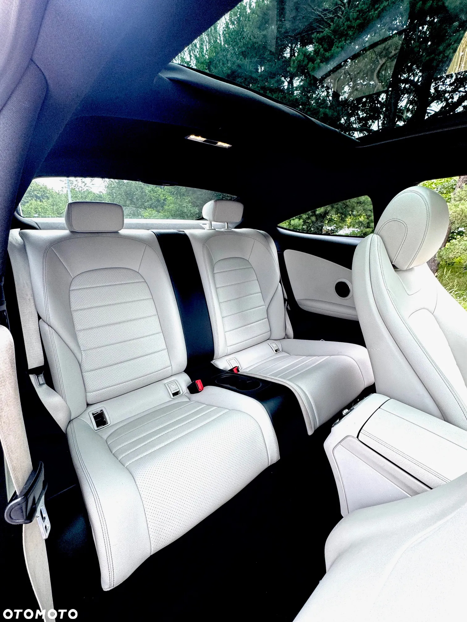 Mercedes-Benz Klasa C 250 d Coupe 9G-TRONIC AMG Line - 10