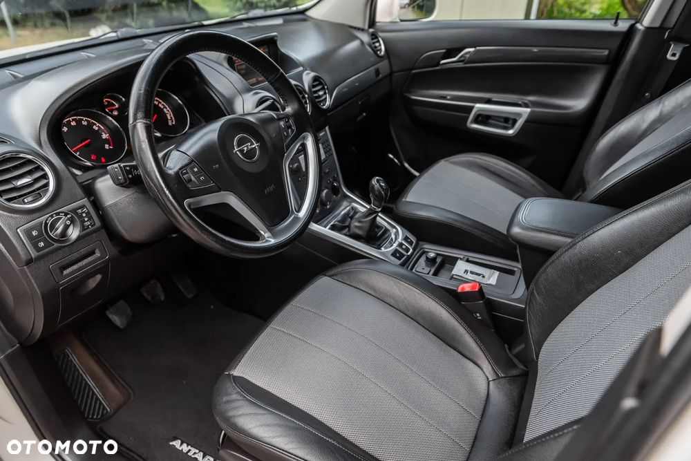 Opel Antara 2.4 Cosmo - 15