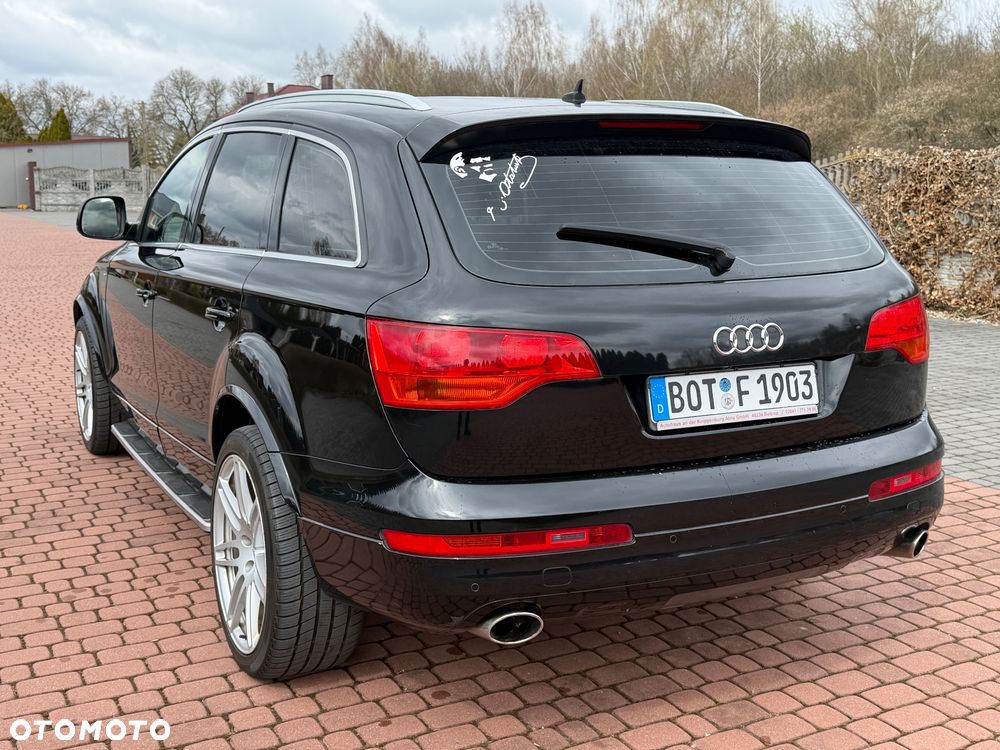 Audi Q7 - 11