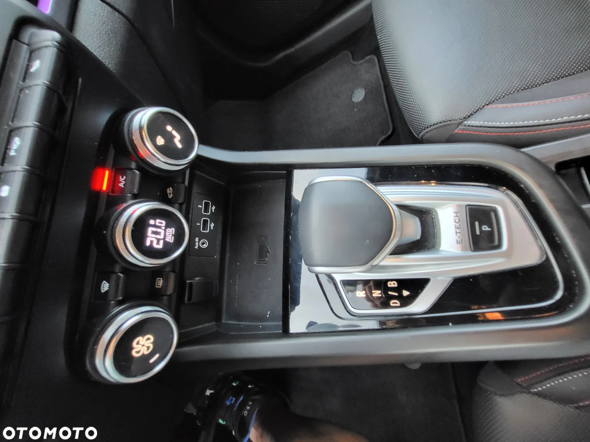 Renault Arkana E-TECH 145 R.S.LINE - 33