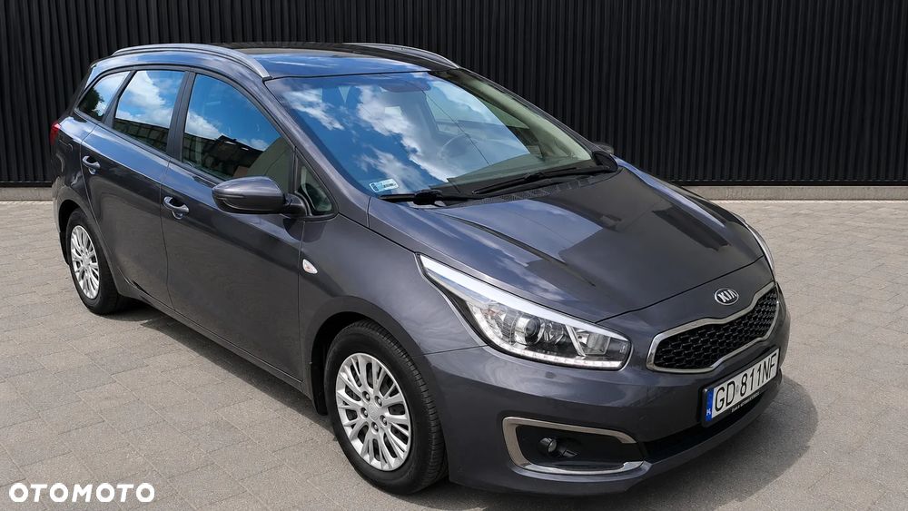 Kia Ceed - 1