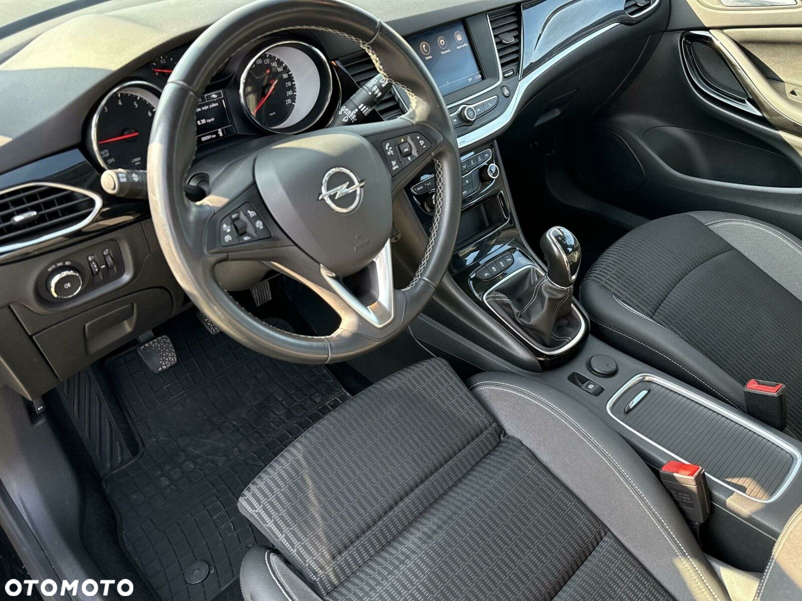 Opel Astra - 10