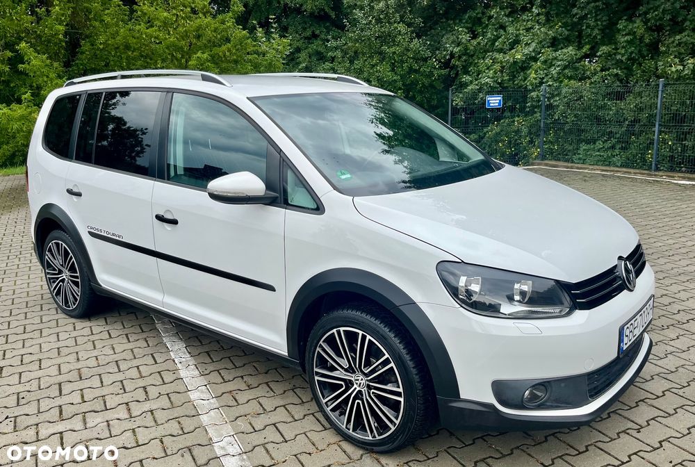 Volkswagen Touran 2.0 TDI DPF Cross - 3