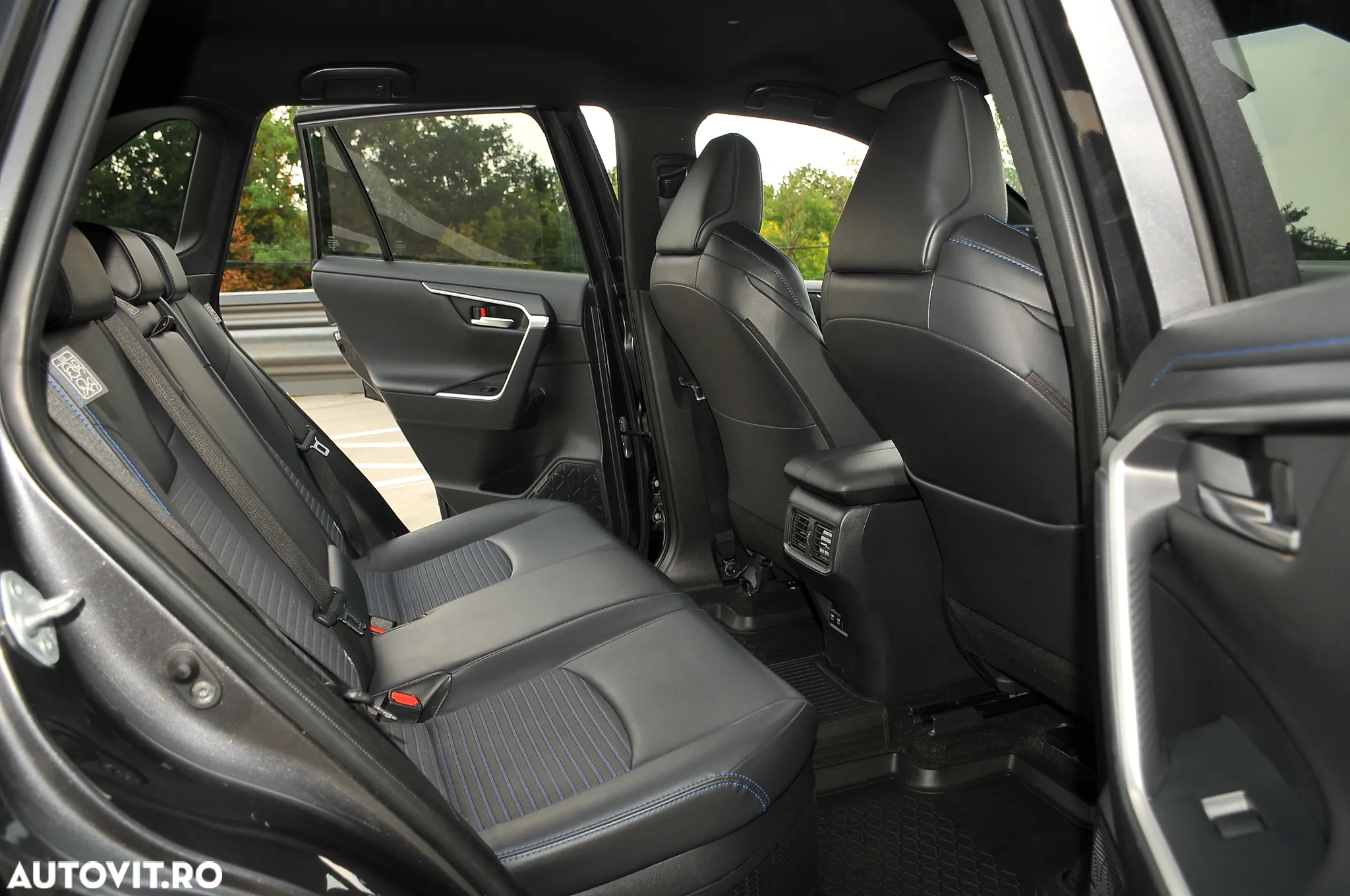 Toyota RAV4 2.5 Hybrid VVT-iE 4x4 Exclusive Black - 13