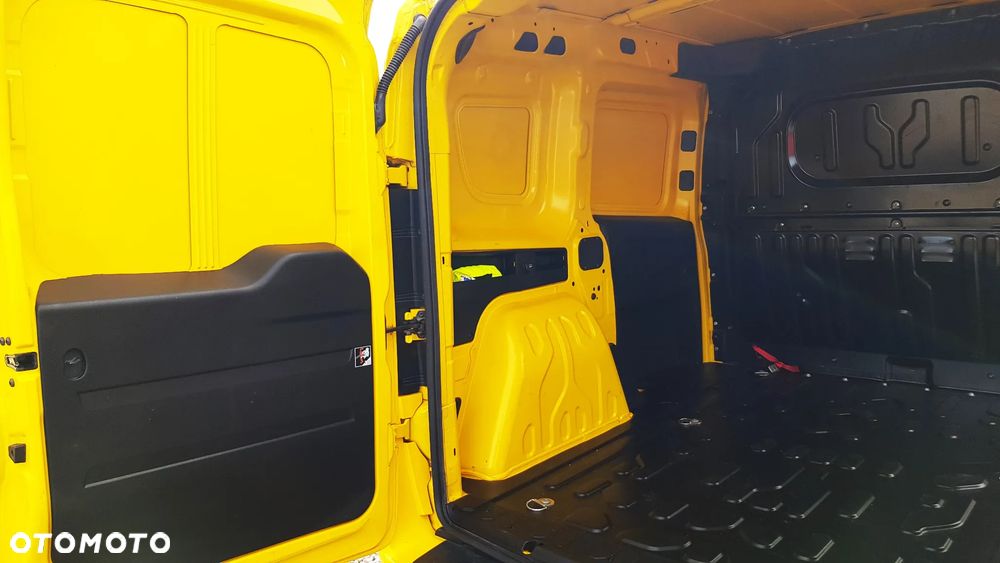 Fiat Doblo Maxi Active - 19