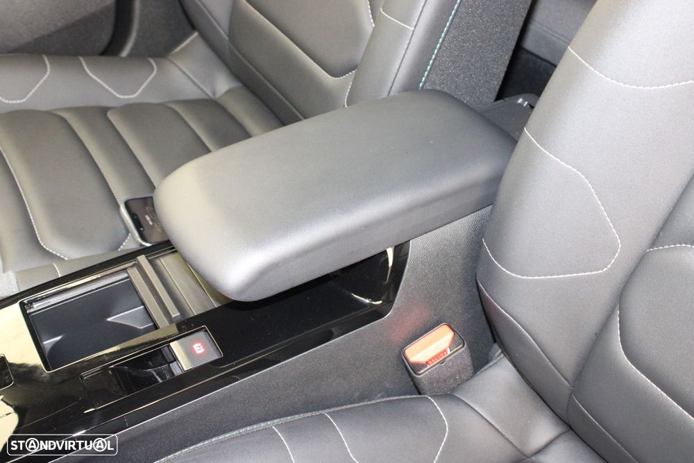 Citroën C4 X 1.2 PureTech Max EAT8 - 33