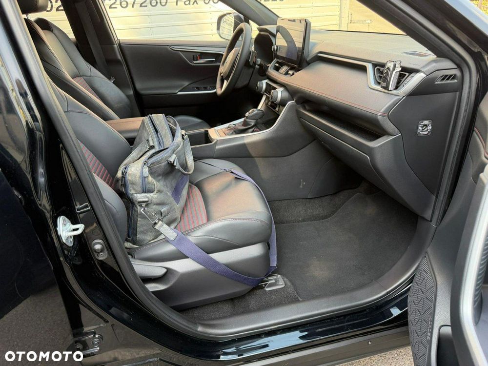 Toyota RAV4 2.5 Hybrid Black Edition by JBL 4x4 - 14