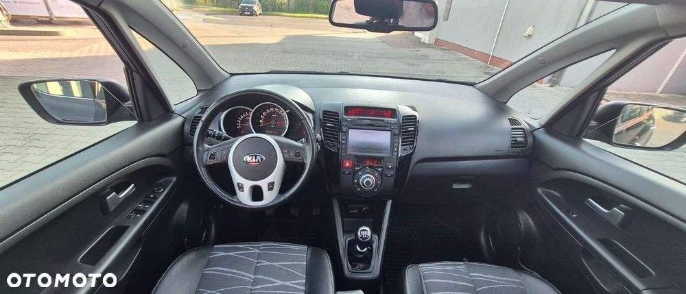 Kia Venga 1.4 CVVT Business Line - 12