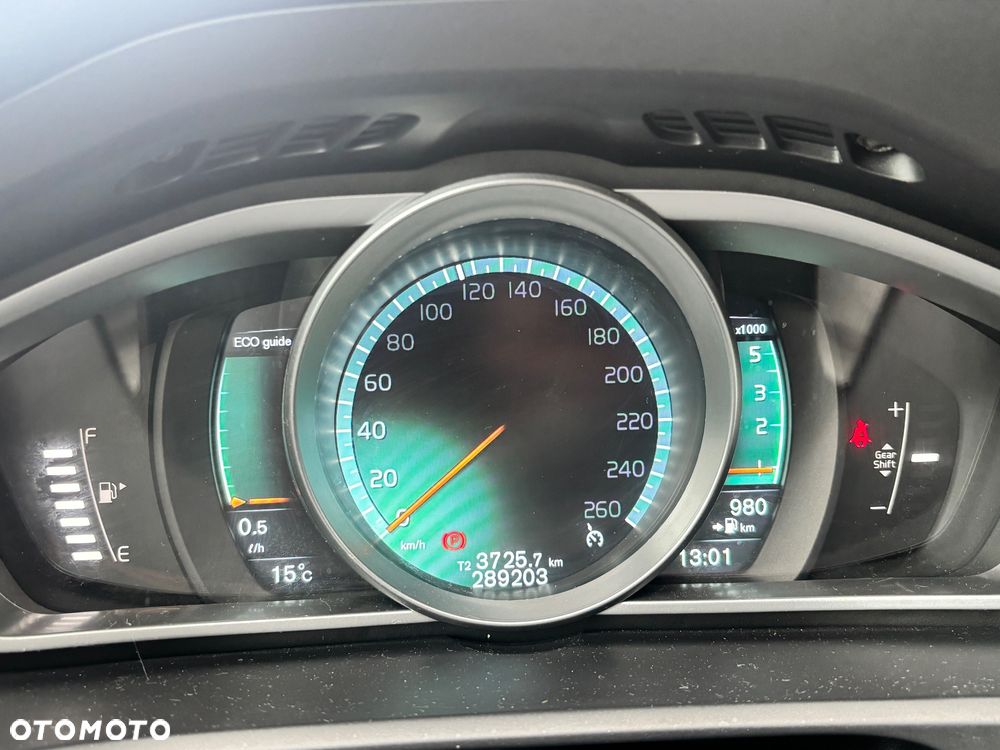 Volvo V40 D4 Drive-E Momentum - 2
