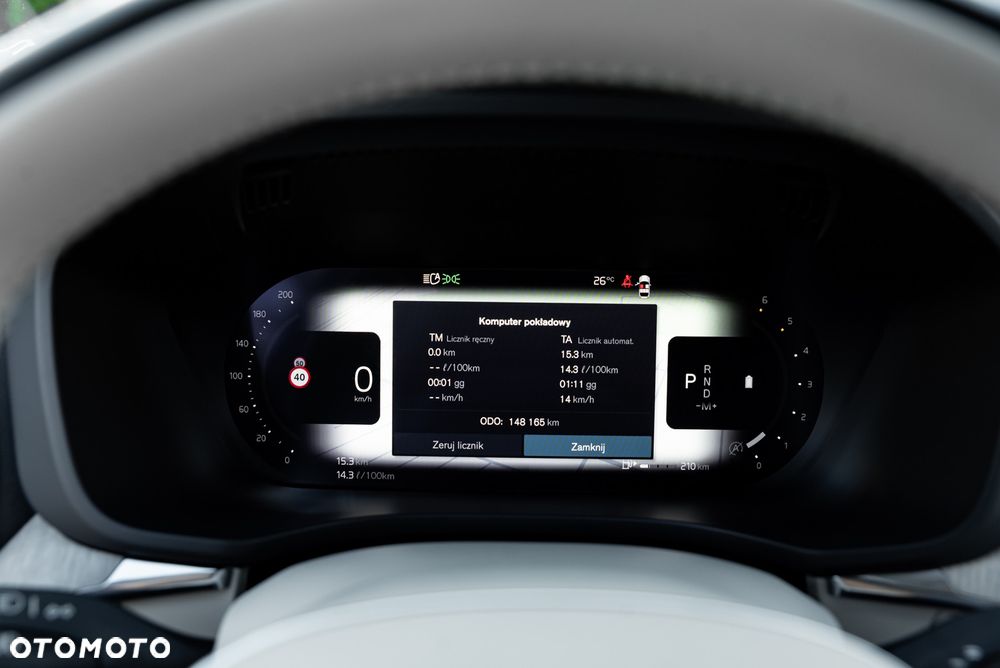 Volvo XC 60 D5 AWD R-Design - 29