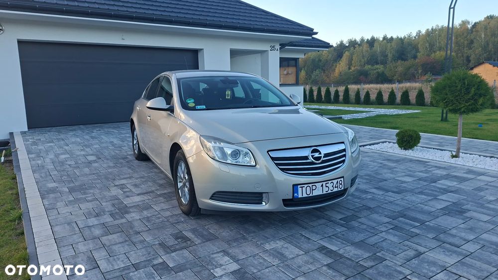 Opel Insignia - 12