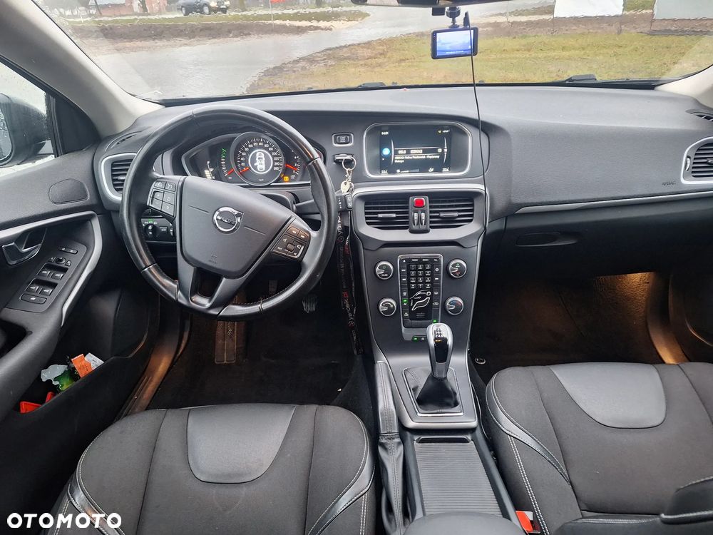 Volvo V40 - 10