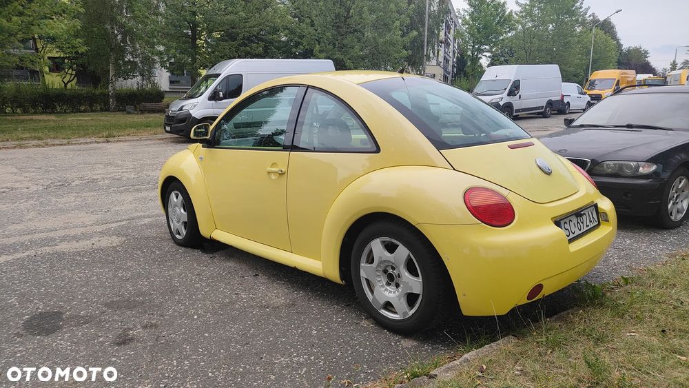 Volkswagen New Beetle 2.0 - 4