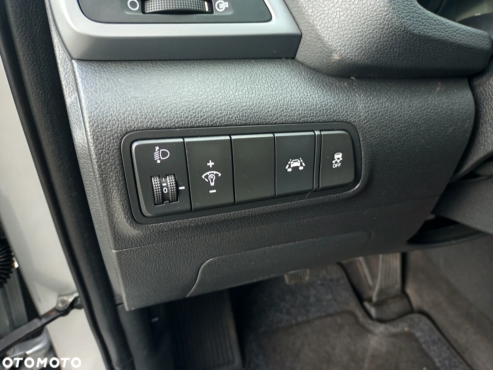 Hyundai Tucson 1.6 GDI BlueDrive Design 2WD - 22