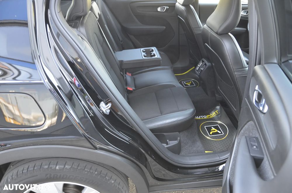 Volvo XC 40 D3 Momentum - 22