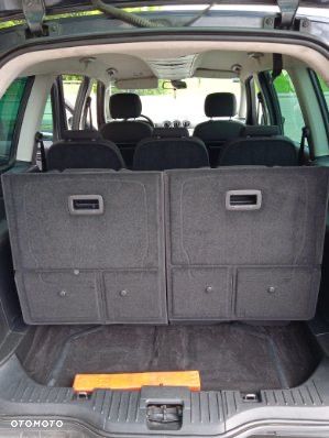 Ford Galaxy 2.0 Concept - 8