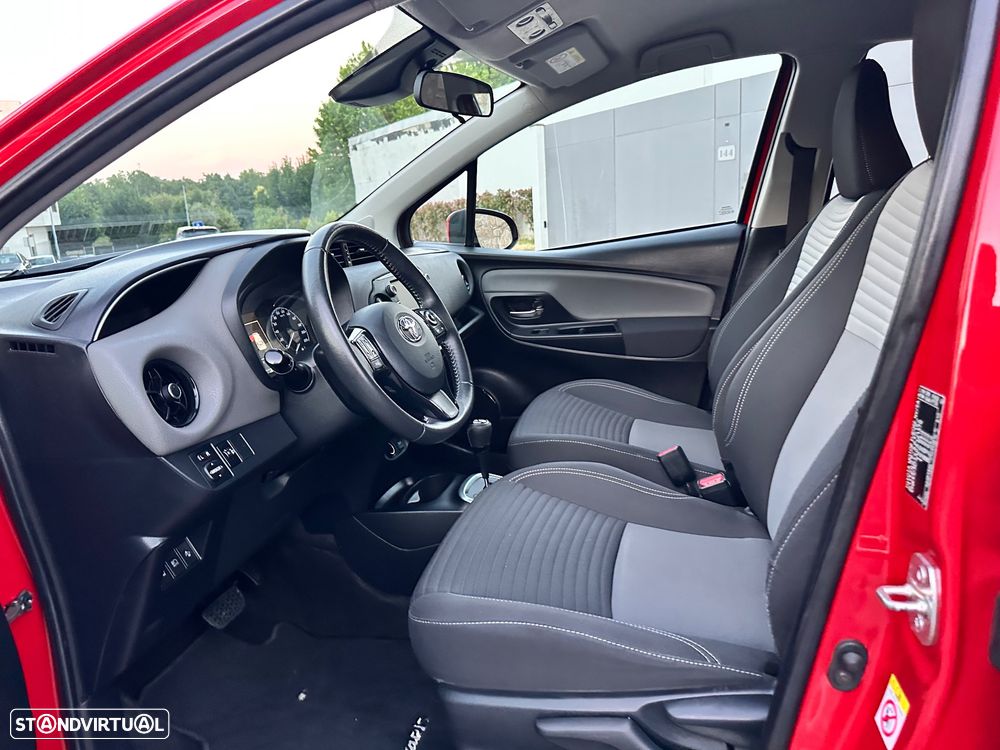 Toyota Yaris 1.5 HSD Active - 25