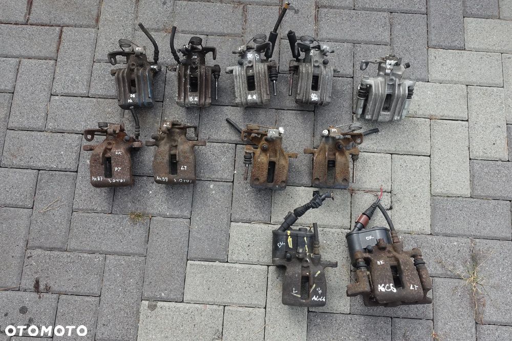 ZACISK TYLNY AUDI A4 B5 B6 B7 A6 C5 QUATTRO  A1 - 1