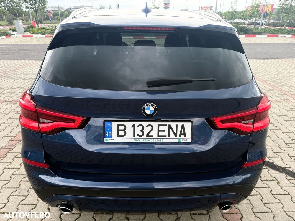 BMW X3 xDrive20d Advantage - 9