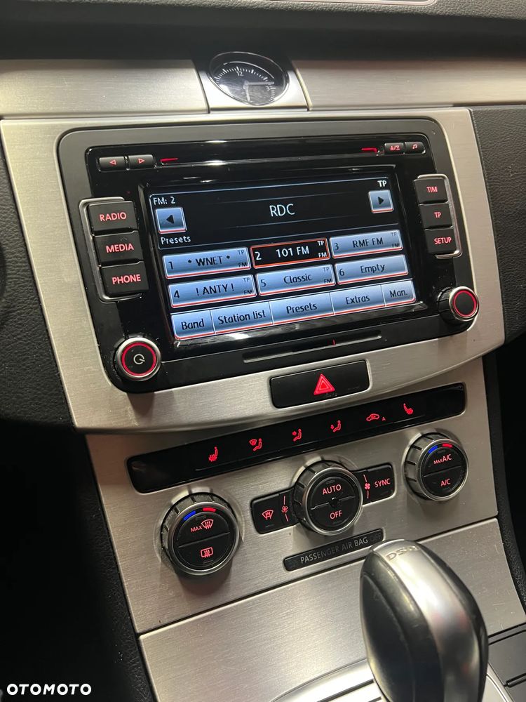 Volkswagen Passat 1.4 TSI BMT Highline DSG - 35