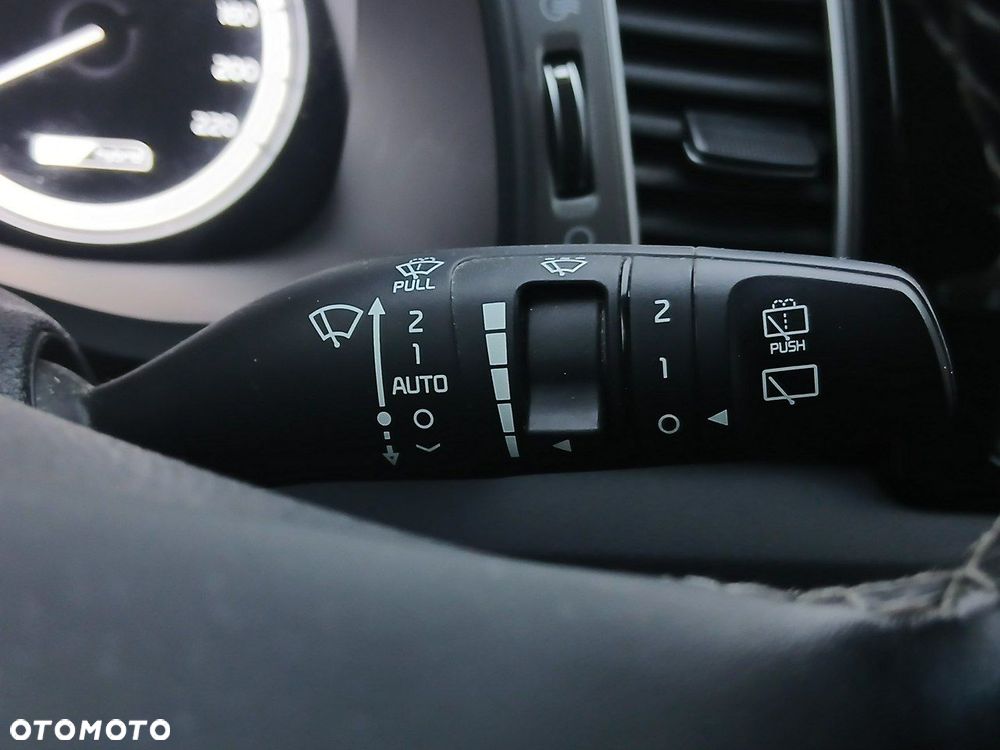 Kia Niro 1.6 GDI Hybrid L - 33