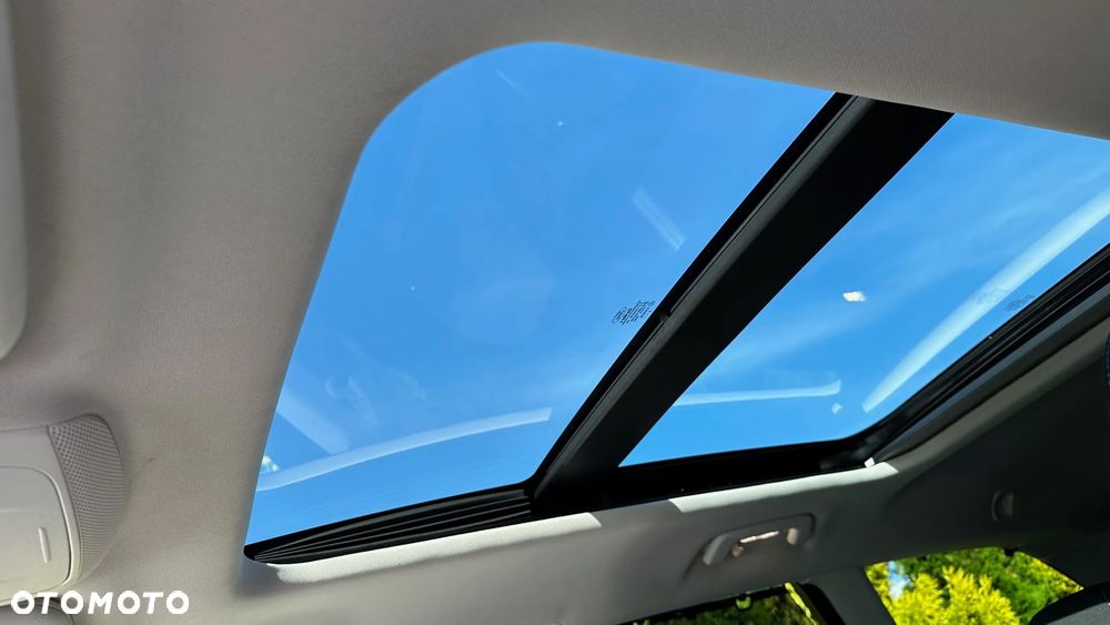 Ford Mondeo Turnier 2.0 TDCi Start-Stopp PowerShift-Aut Titanium - 8