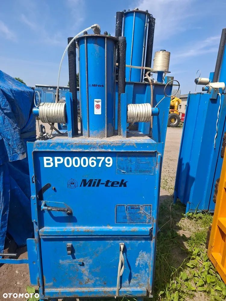 Inny Mil-tek  Dixi - 5