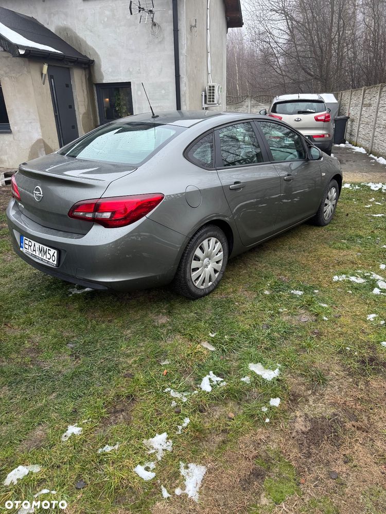 Opel Astra 1.6 Active - 3