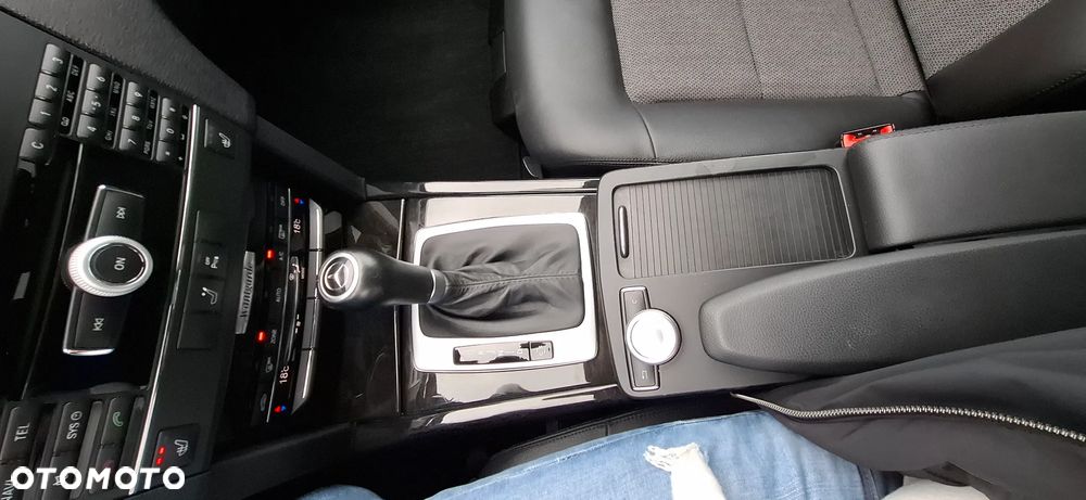 Mercedes-Benz Klasa E - 20