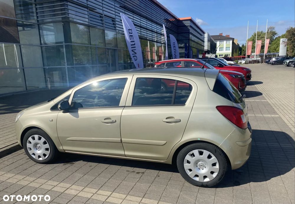 Opel Corsa 1.4 16V - 4