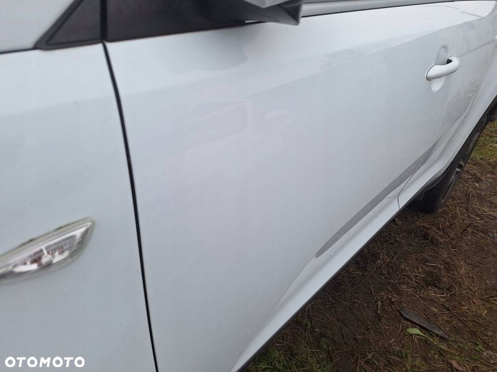 DRZWI KOMPLETNE LEWY PRZÓD KIA SPORTAGE III 10-14r LAK: WD - 6