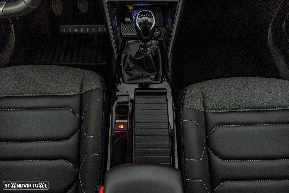 Citroën C4 1.2 PureTech Shine - 11