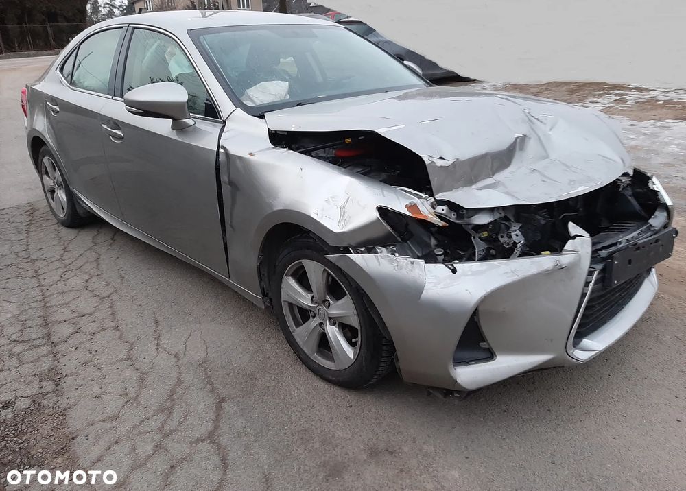 Lexus IS 300h Comfort - 5