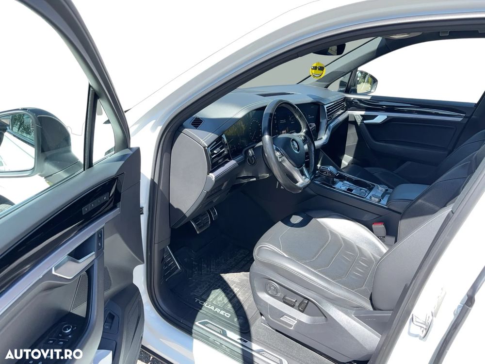 Volkswagen Touareg V6 TDI R-Style - 9