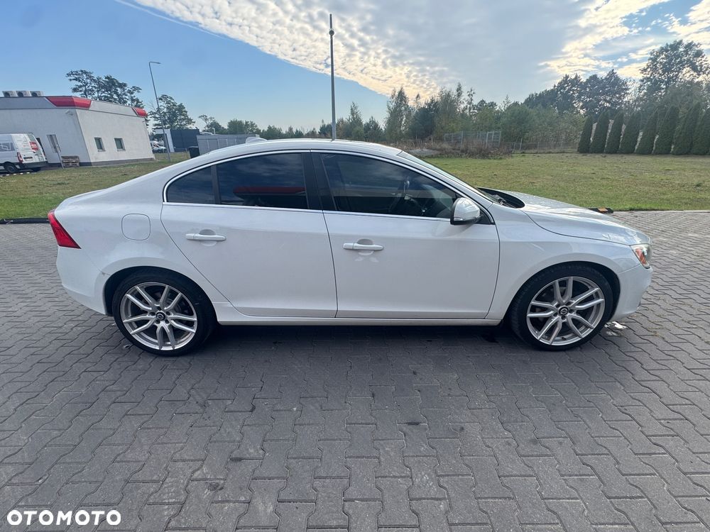 Volvo S60 - 3
