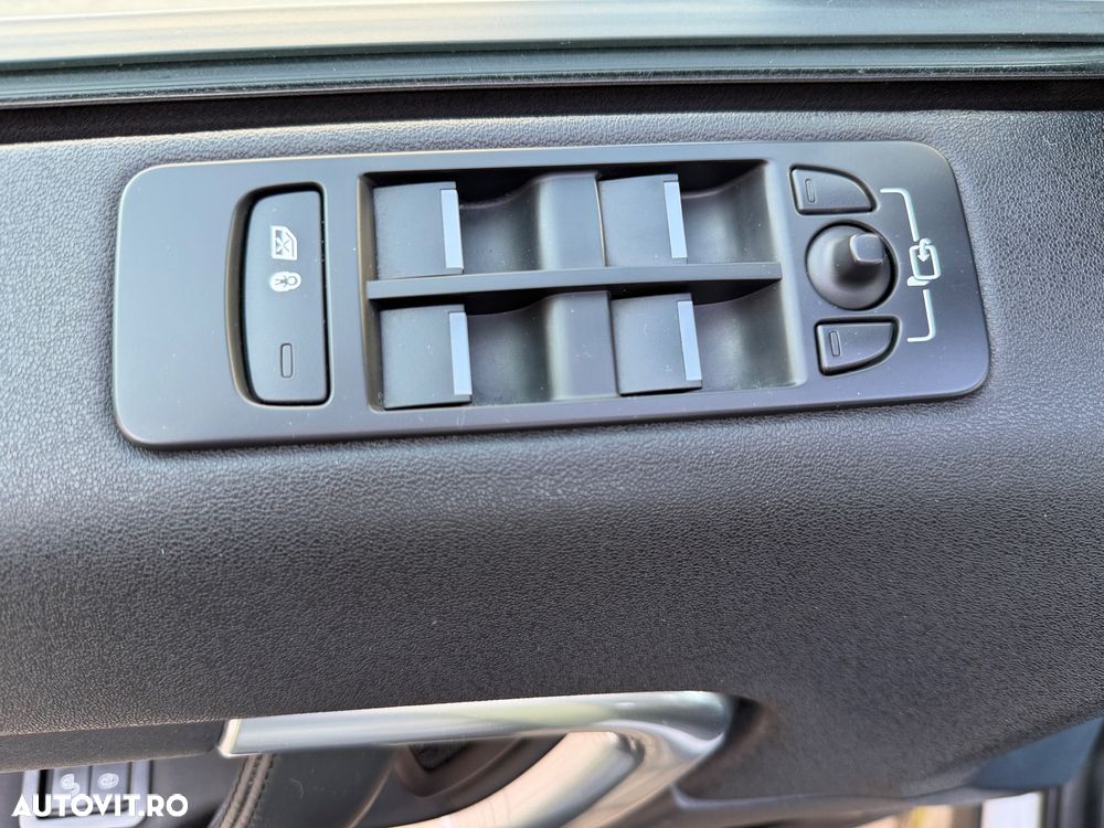 Land Rover Discovery Sport 2.0 l TD4 HSE Luxury Aut. - 14