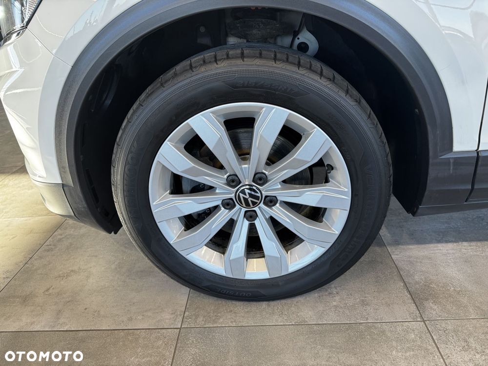 Volkswagen T-Roc - 10