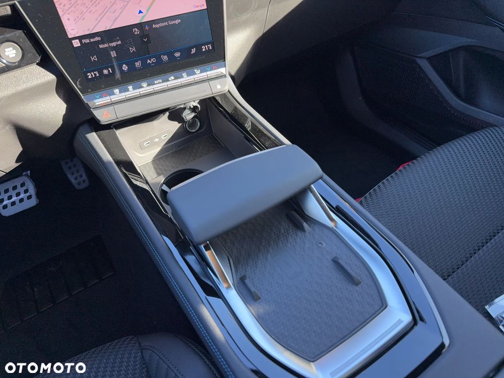 Renault Austral 1.3 TCe mHEV Esprit Alpine - 13