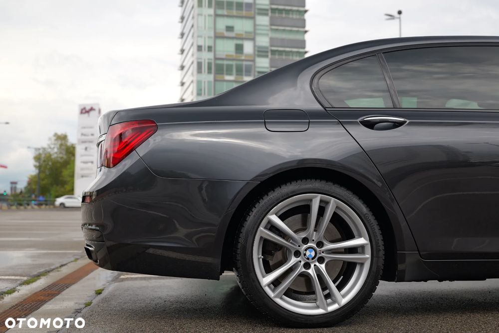BMW Seria 7 750Ld xDrive Blue Performance Edition Exclusive - 8