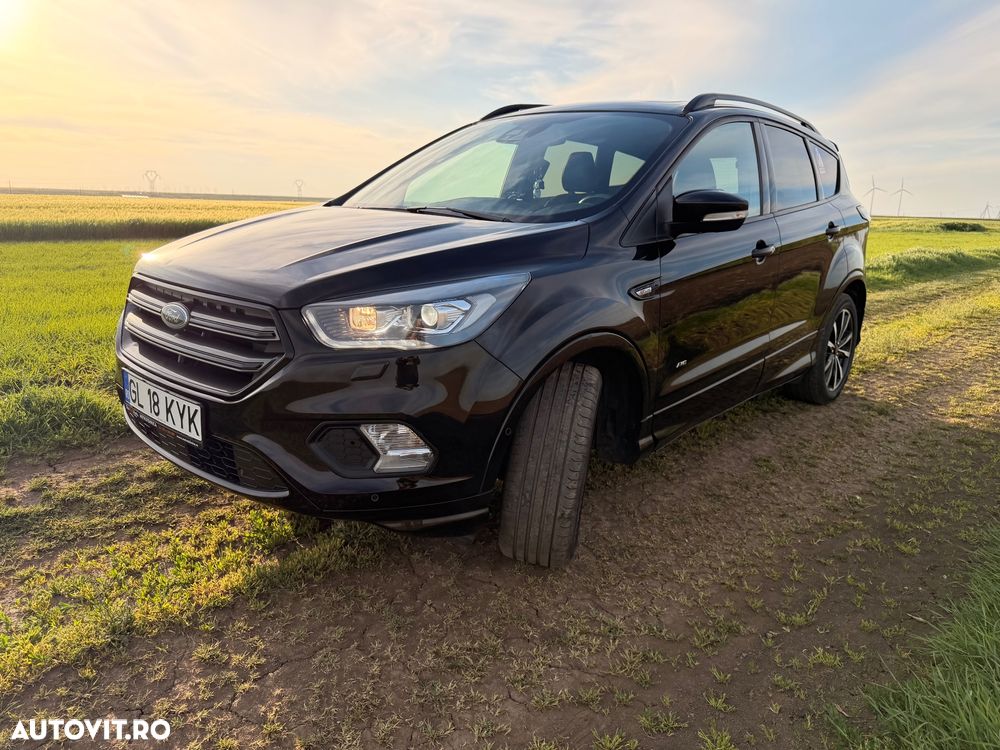 Ford Kuga 2.0 TDCi 4WD Powershift ST-Line - 3