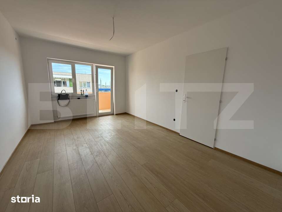 Apartament cu 4 camere, 84 mp, zona semicentrala — fotografia 3