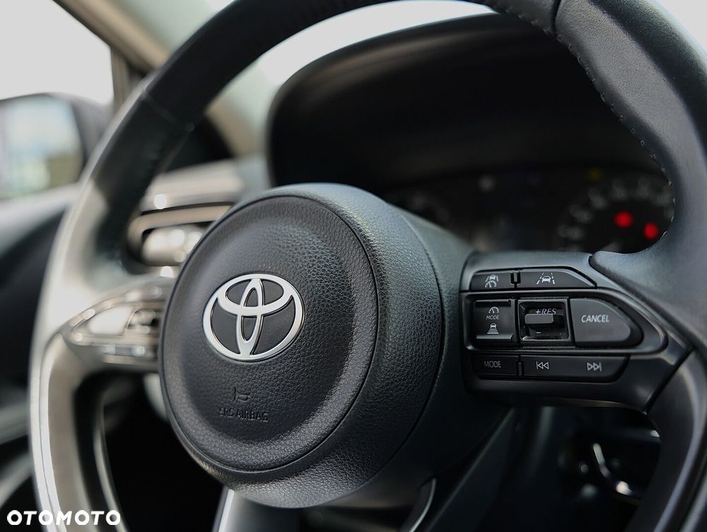 Toyota Yaris - 15