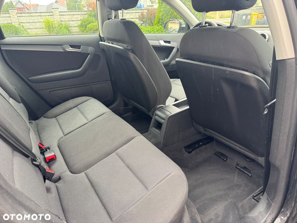 Audi A3 Sportback 2.0 TDI DPF Attraction - 11