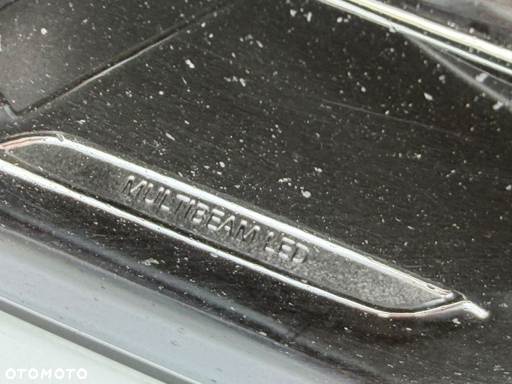 Mercedes-Benz CLA 200 7G-DCT AMG Line - 36